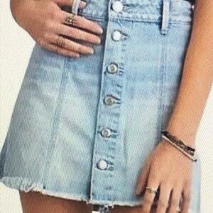 EUC American Eagle Outfitters Button Down Denim Mini Skirt (V)